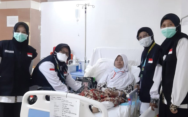 Layanan Poli Rehabilitasi Medik Bagi Jemaah Haji Indonesia di Mekah