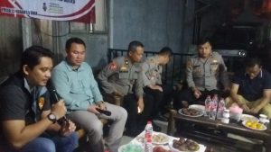Serap Aspirasi, Polisi Ngopi Kamtibmas Bareng Warga Perum Kasuari