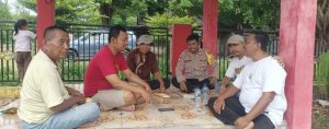 Bhabinkamtibmas Desa Sukarahayu Laksanakan Kunjungan ke Masyarakat