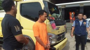 Larikan Truk Milik Bosnya, Pria Asal Karawang Diboyong Polisi di Cirebon