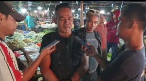 Perwakilan Pedagang Pasar Tumpah Cabut Surat Kesepakatan U Cs Soal Iuran Pasar, “Saya Hanya Mau Bayar Dolak, Listrik, dan Kebersihan Saja”