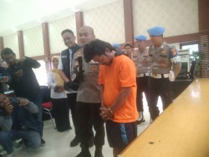 Bejat..! Dua Tahun Ayah Cabuli Anak Tiri, Pelaku Dibekuk Polisi di Tasikmalaya