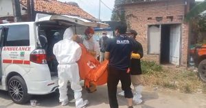 Jasad Membusuk dalam Rumah Gegerkan Warga Kampung Pelaukan Bekasi