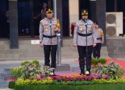 Farewell & Welcome Parade Kapolrestro Bekasi, KBP Sumarni Estafetkan Tongkat Kepemimpinan kepada KBP Andi Oddang Riuh Hutomo